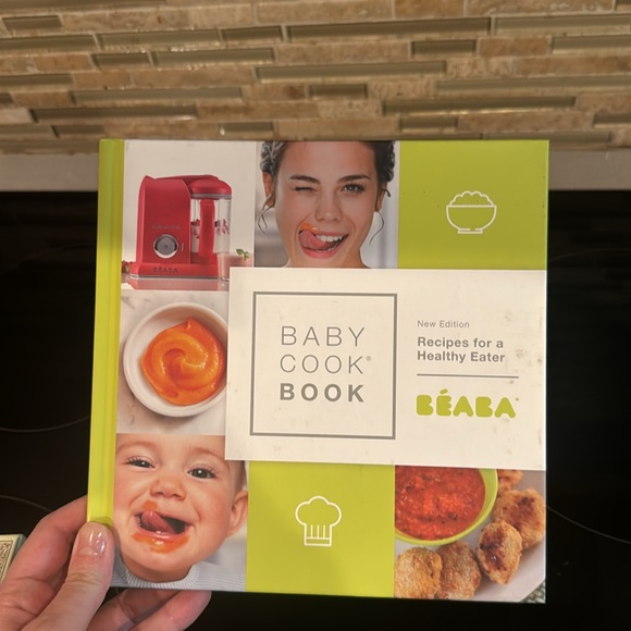 Beaba Baby Cookbook - Picture 3 of 4